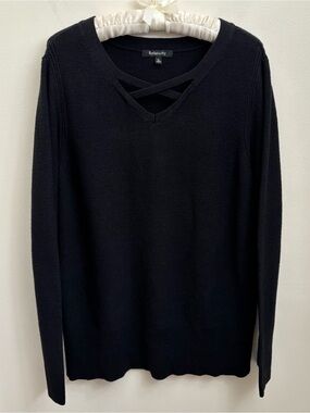 Relativity XL Black V-Neck Pullover Sweater Top